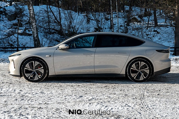 NIO ET7 2 of 19