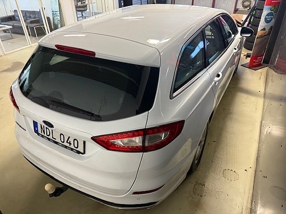Ford Mondeo 4 of 5