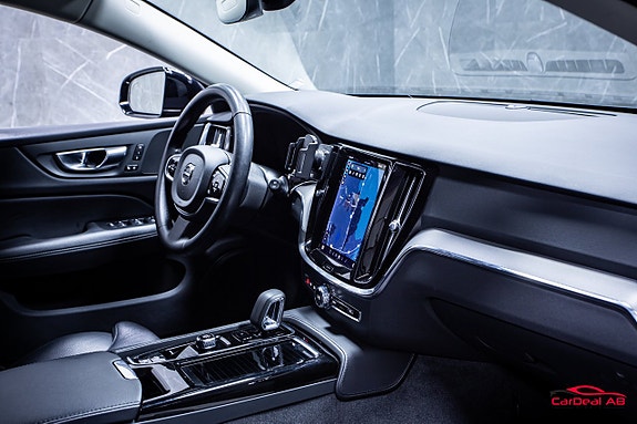 Volvo V60 13 of 28