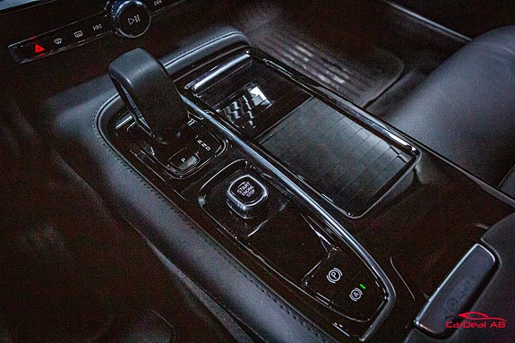 Volvo V60 25 of 28