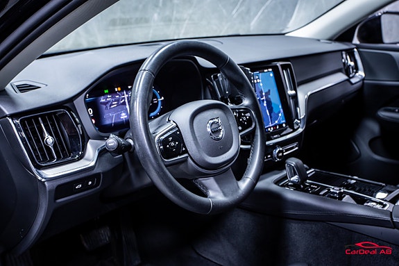 Volvo V60 12 of 28