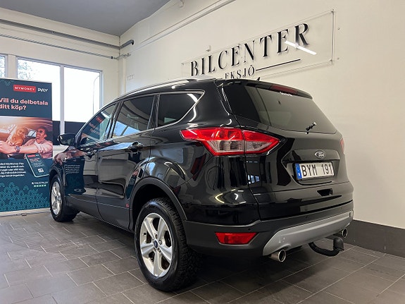 Ford Kuga 2 of 5