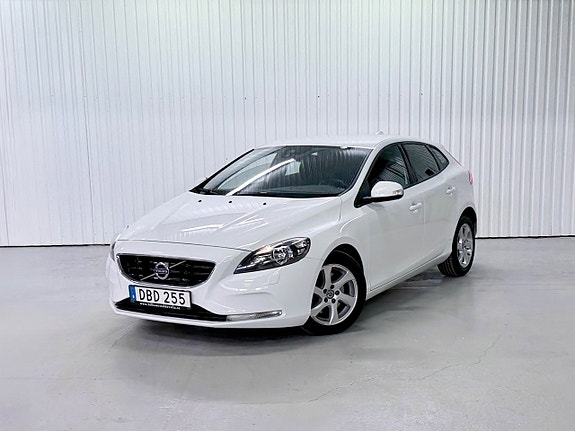 Volvo V40 7 of 15