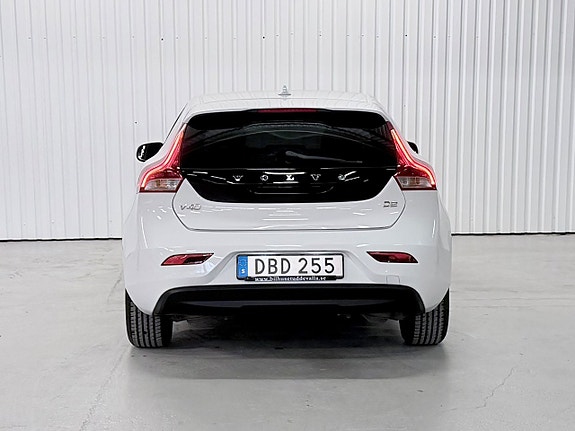 Volvo V40 4 of 15