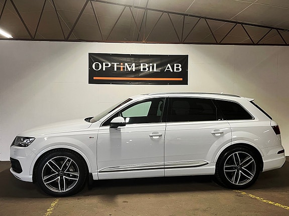Audi Q7 3 of 5