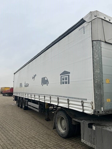 Schmitz Cargobull CURTAIN WITH LIFT - LIFTING ROOF