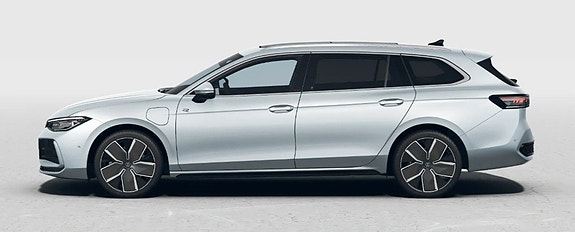 Volkswagen Passat 2 of 3