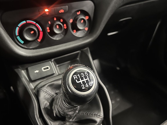 Fiat Doblo 14 of 23