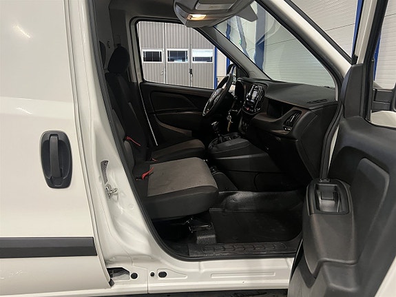 Fiat Doblo 13 of 23