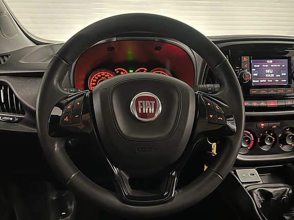 Fiat Doblo 10 of 23