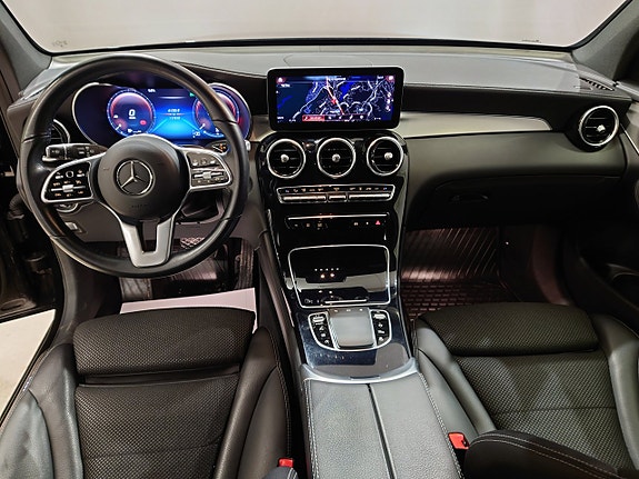 Mercedes-Benz GLC220 d 9 of 20