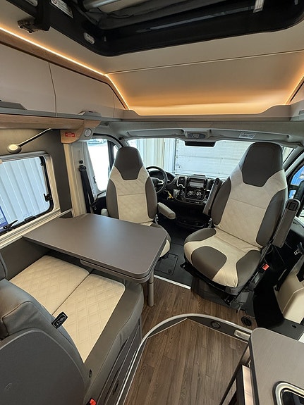 Knaus BOXLIFE PLATINUM SELECTION 600 ME Pop up tak 16 of 20
