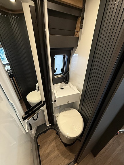 Knaus BOXLIFE PLATINUM SELECTION 600 ME Pop up tak 13 of 20