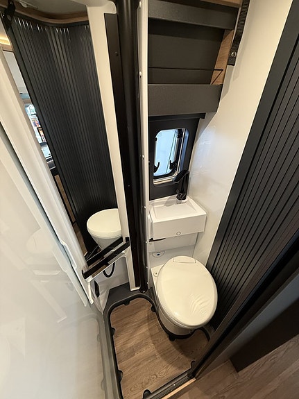 Knaus BOXLIFE PLATINUM SELECTION 600 ME Pop up tak 12 of 20