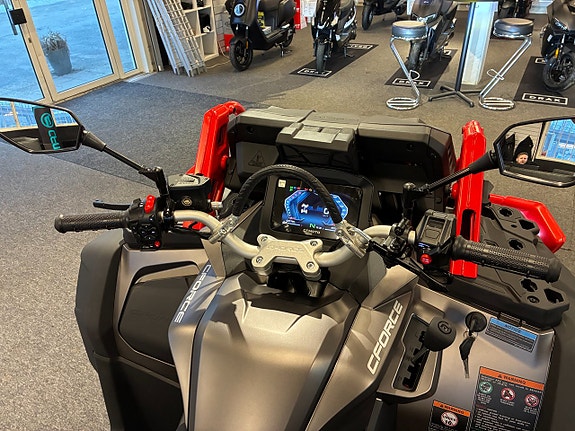 CFMOTO CForce 1000 MV 6 of 7