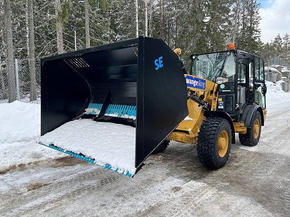 SE Equipment Isrivarskopa snöskopa skopa L30 2m3