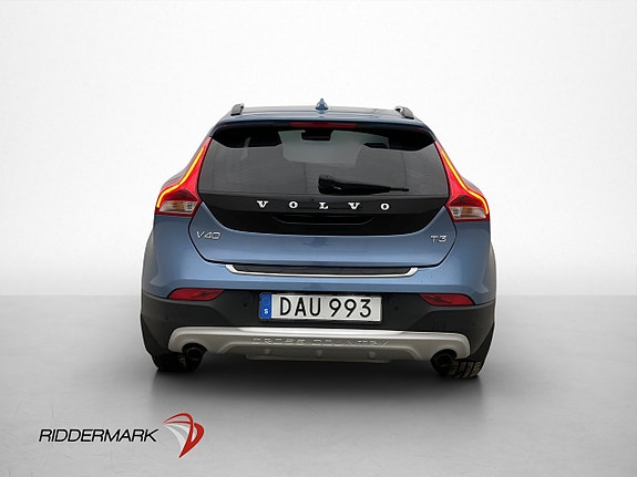 Volvo V40 Cross Country 5 of 5