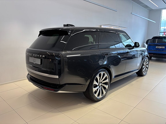 Land Rover Range Rover 3 of 5