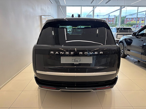 Land Rover Range Rover 4 of 5