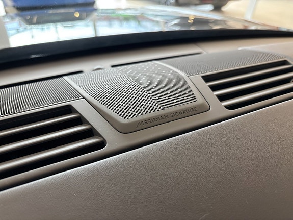 Land Rover Range Rover 14 of 16