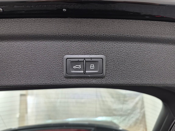 Audi Q3 8 of 9