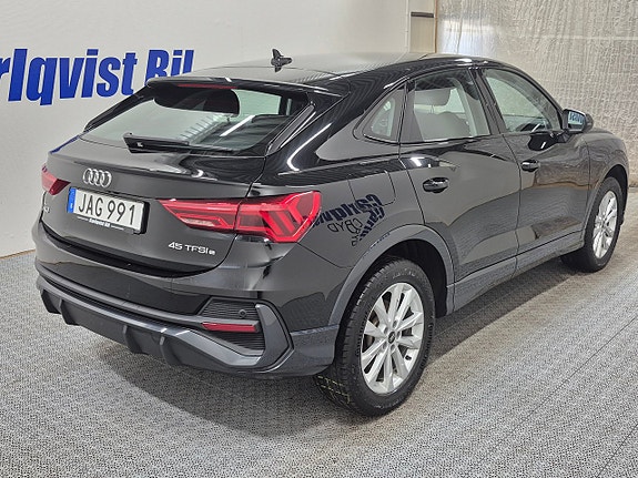 Audi Q3 4 of 5