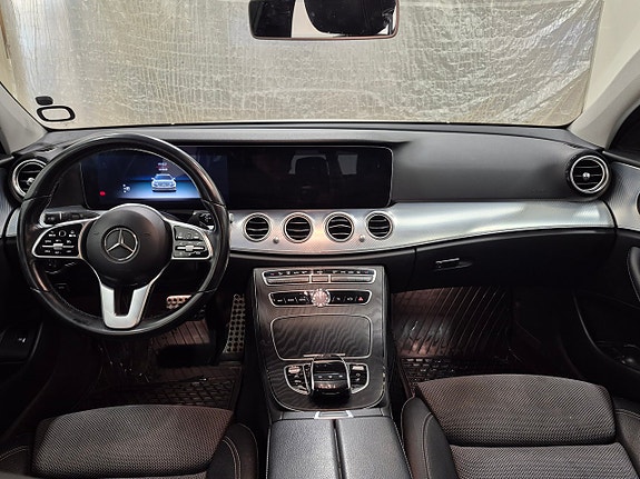 Mercedes-Benz E200 d 5 of 5