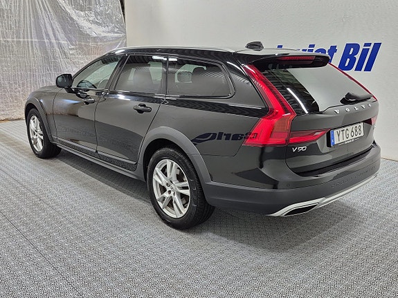 Volvo V90 Cross Country 5 of 5