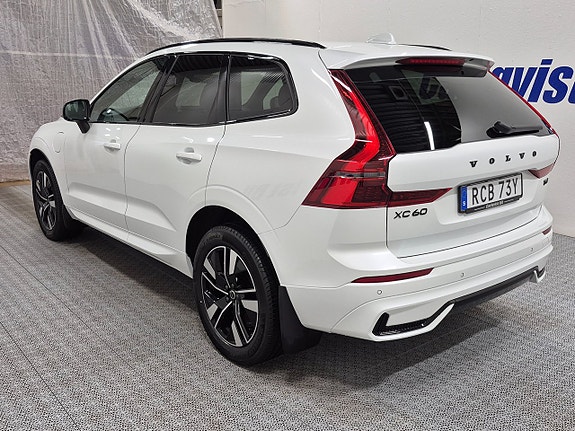 Volvo XC60 5 of 12