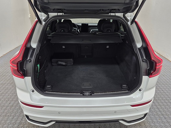 Volvo XC60 12 of 12