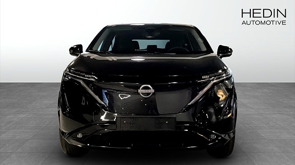 Nissan Ariya 8 of 9