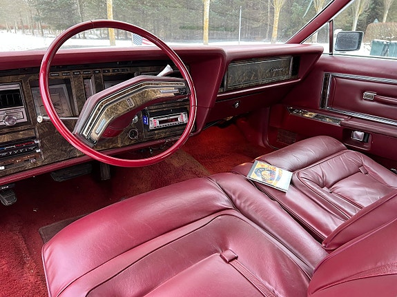 Lincoln Mark VIII LSC 13 of 19