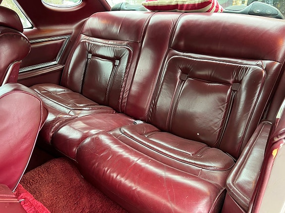 Lincoln Mark VIII LSC 14 of 19