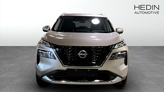 Nissan X-Trail 8 of 9