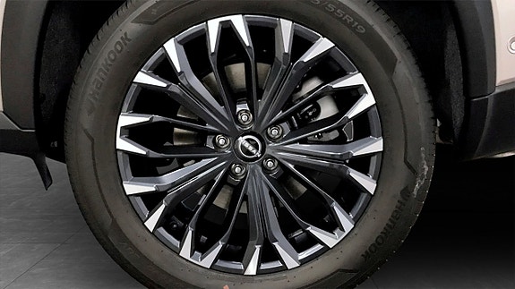 Nissan X-Trail 9 of 9
