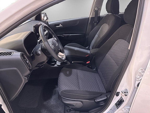 Kia Picanto 8 of 21