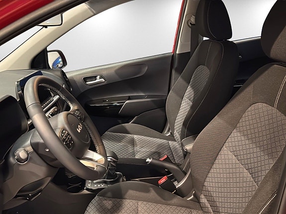 Kia Picanto 8 of 15