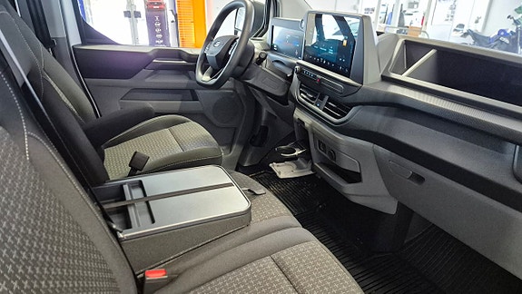 Ford E-Transit 23 of 30