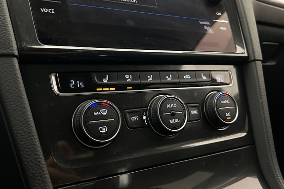 Volkswagen Golf Alltrack 19 of 24