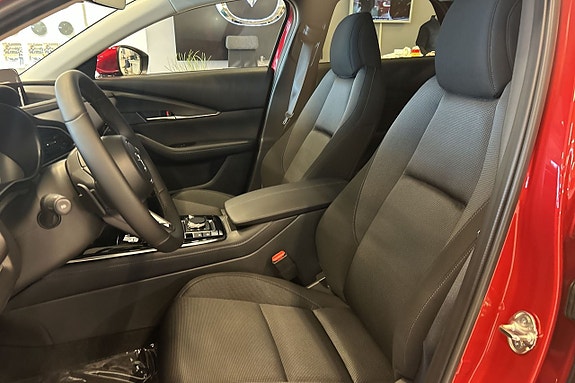 Mazda CX-30 9 of 11