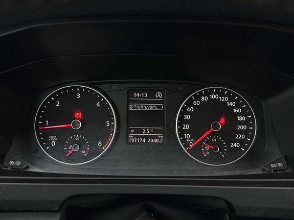 Volkswagen Transporter 14 of 17