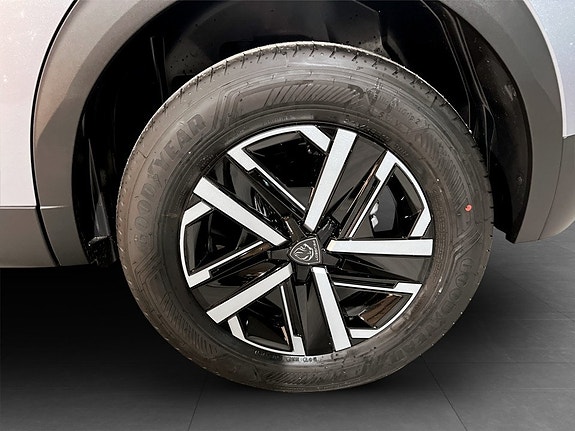 Peugeot 2008 5 of 5