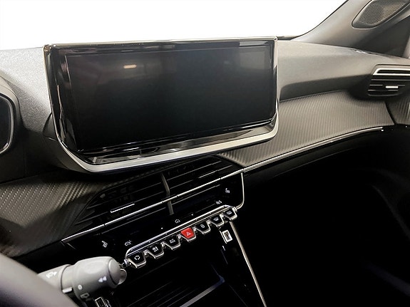 Peugeot 2008 8 of 14