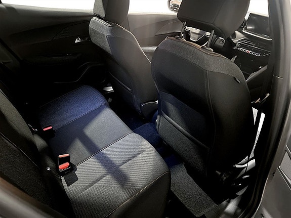 Peugeot 2008 14 of 14