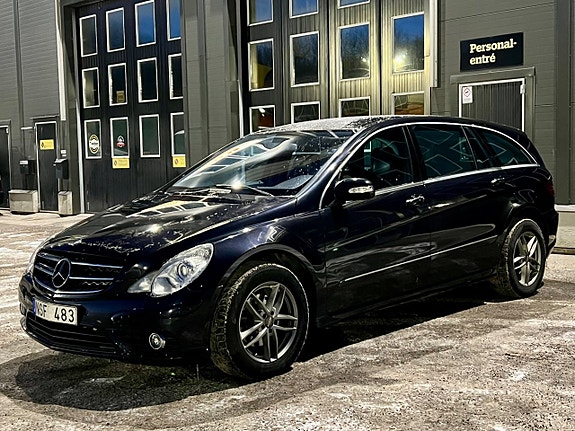 Mercedes-Benz R280 4 of 5