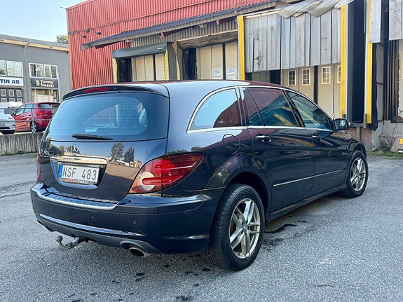 Mercedes-Benz R280 10 of 25