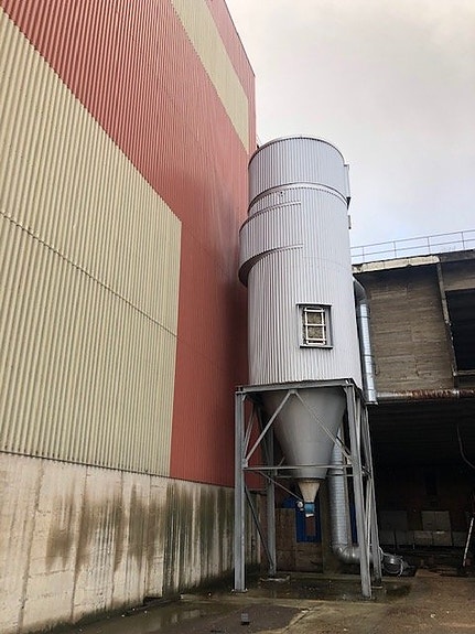 beg Filter typ cyklonfilter utfört i Syrafast stål - IQR Thn