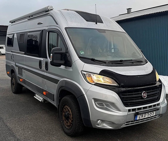 Adria Twin 640 SLX Supreme NY SERVAD m KAMREM NYBES ALDE SOLCELL VINTERBONAD 3 of 19