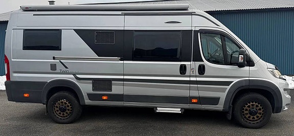 Adria Twin 640 SLX Supreme NY SERVAD m KAMREM NYBES ALDE SOLCELL VINTERBONAD 2 of 19