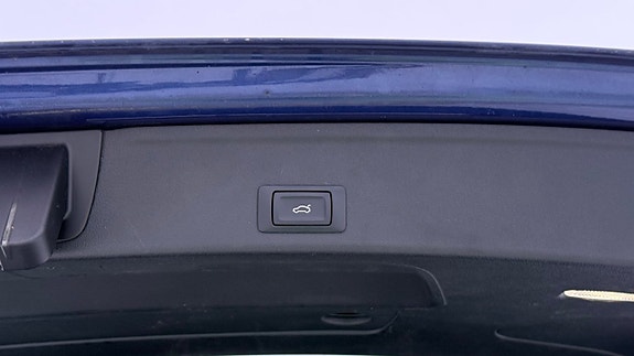Audi A4 24 of 30
